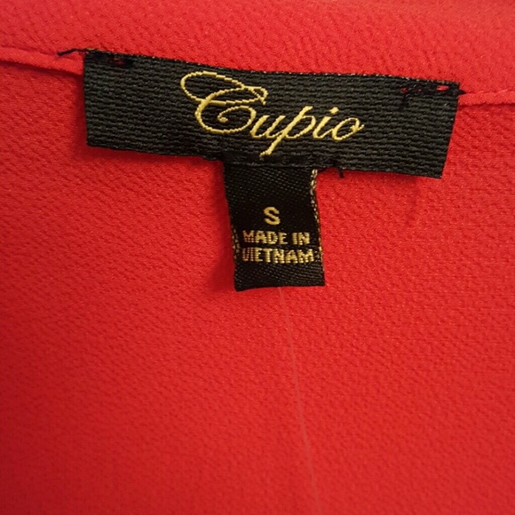 Cupio Crimson Tunic in Size Small - Picture 2 of 4